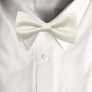 Ivory pre-tied bow tie for wedding 